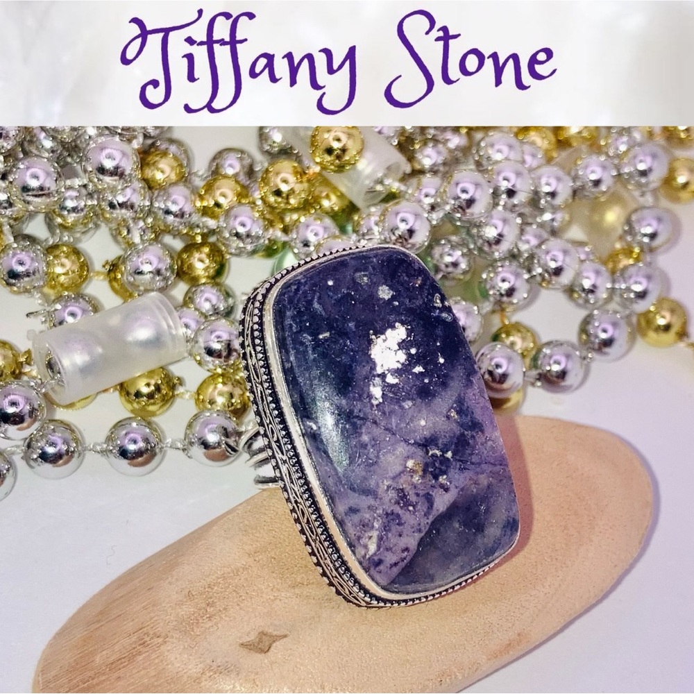 Terrific Tiffany Stone Chunky Handmade Ring